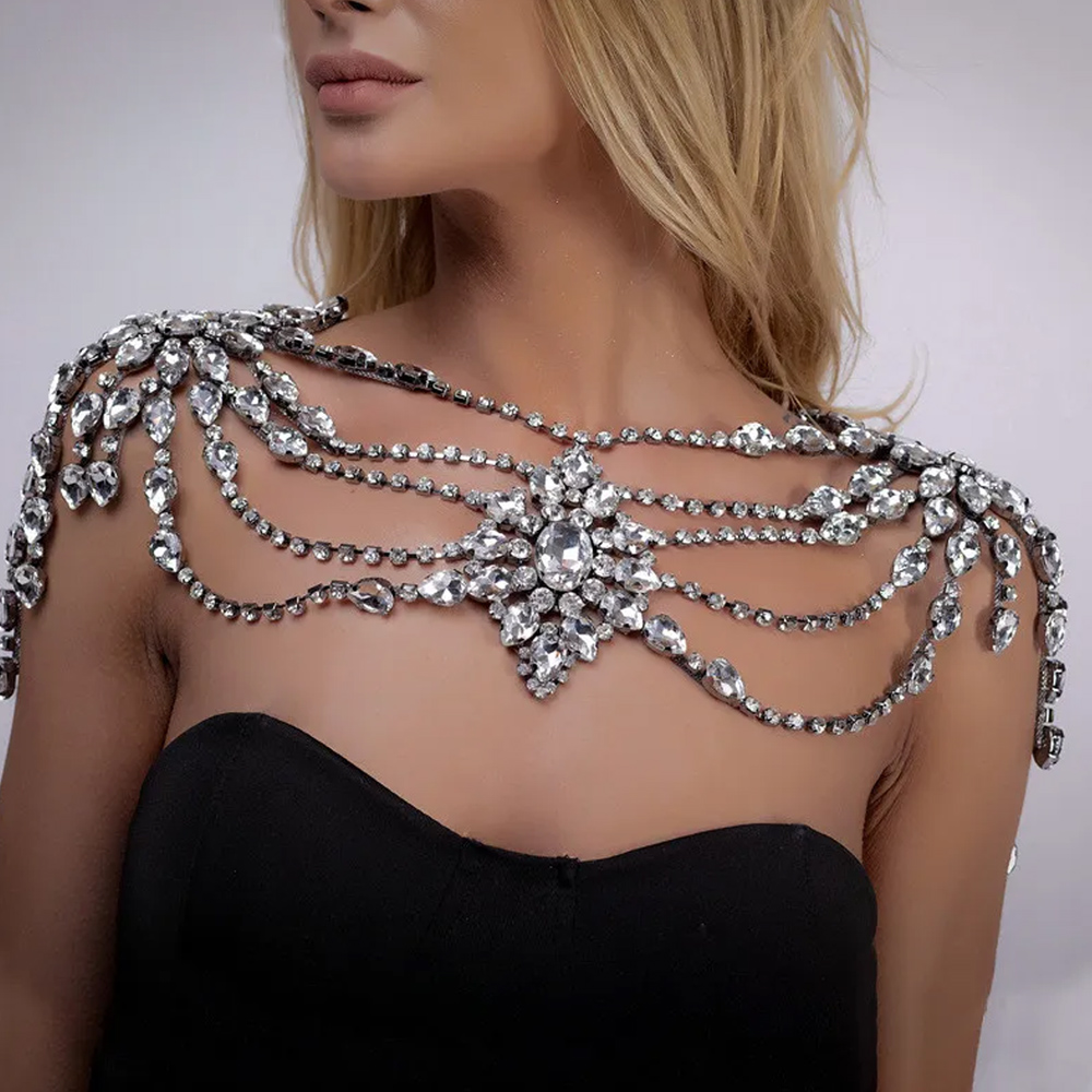 Boho Crystal Bridal Shoulder C - Pearl Trim Chain recension och pris